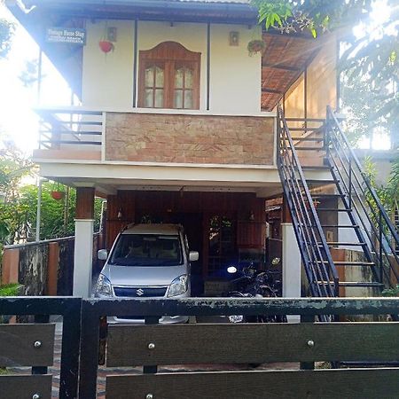 Vintage Inn Homestay Cherai Beach Dış mekan fotoğraf